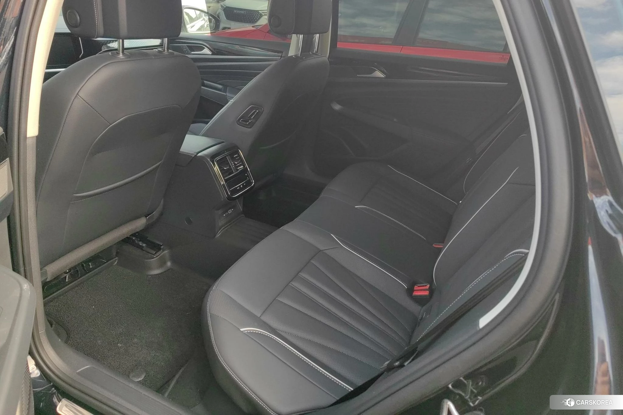 Volkswagen Passat id 4461715 из Китая 12