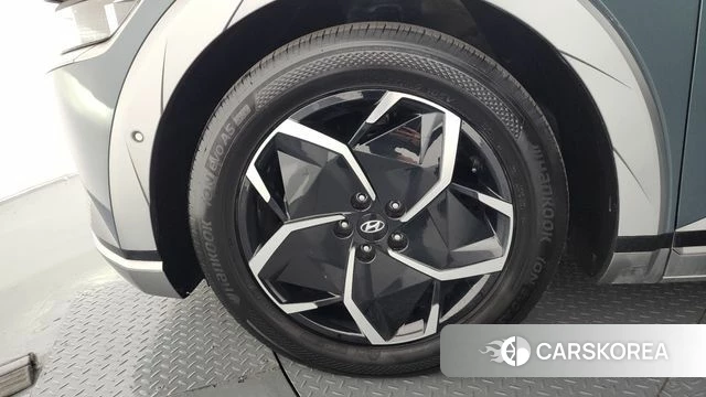 Hyundai Ionic 5 id 4243131 из Кореи 28