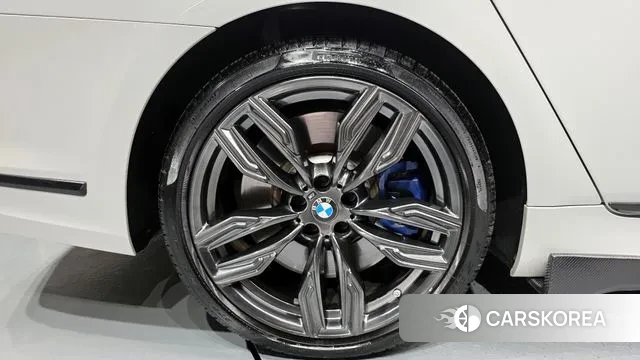 BMW 7 Series (G11) id 3198168 из Кореи 15