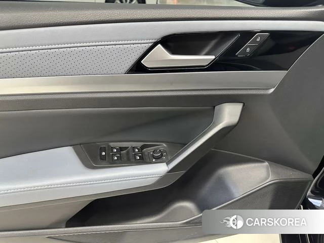 Volkswagen Lavida id 4299425 из Китая 13