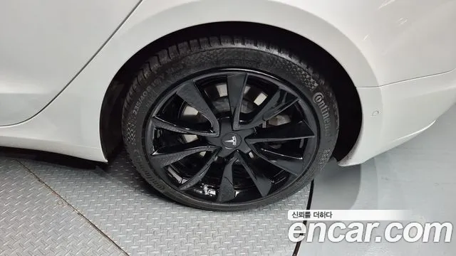 Tesla Model 3 id 2703785 из Кореи 15