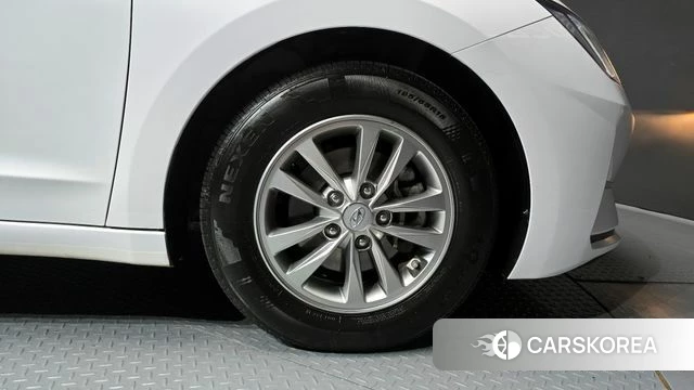 Hyundai The New Avante AD id 3834400 из Кореи 15