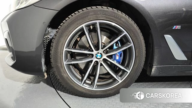 BMW 5 Series (G30) id 4422225 из Кореи 27
