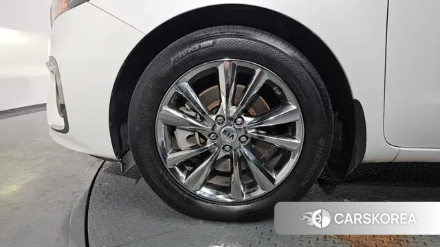 Kia The New Carnival id 3479710 из Кореи 15