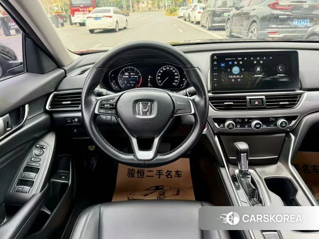 Honda Accord id 3890791 из Китая 21