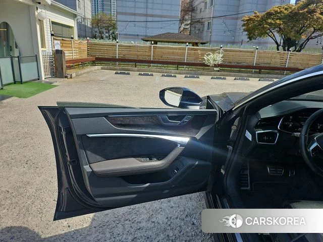 Audi A7 (4K) id 3954533 из Кореи 15