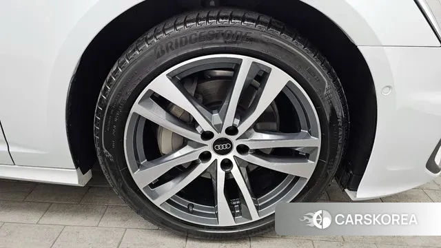 Audi A6 (C8) id 3625266 из Кореи 15