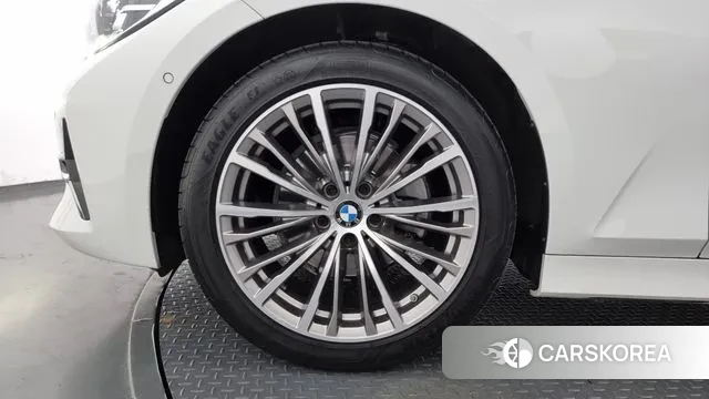 BMW 3 Series (G20) id 3013021 из Кореи 15