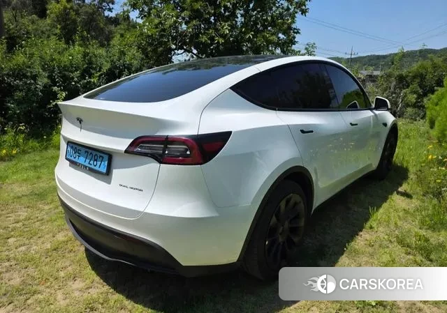 Tesla Model Y id 3021367 из Кореи 7