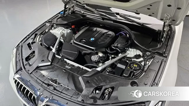 BMW 5 Series (G30) id 3512956 из Кореи 15