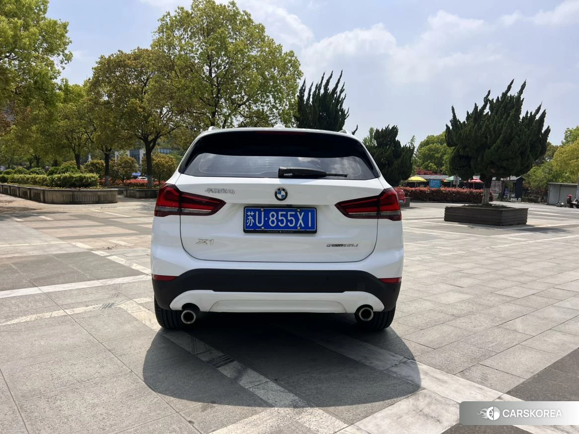 BMW X1 id 4498700 из Китая 13