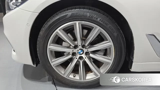 BMW 5 Series (G30) id 3622526 из Кореи 15