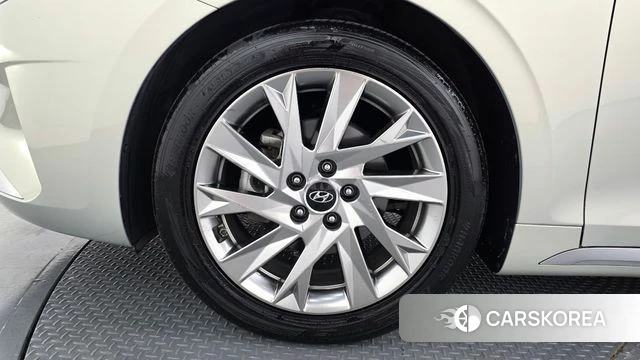 Hyundai The New Grandeur IG Hybrid id 4637361 из Кореи 32