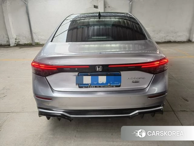 Honda Accord 2023 Серебристо-серый из Китая, фото 5