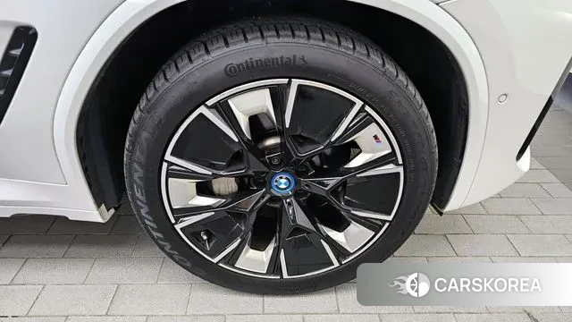 BMW iX3 id 3148033 из Кореи 15