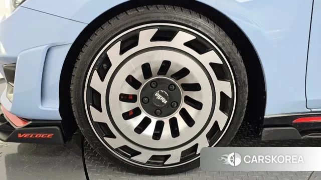 Hyundai Veloster (JS) id 3408001 из Кореи 15