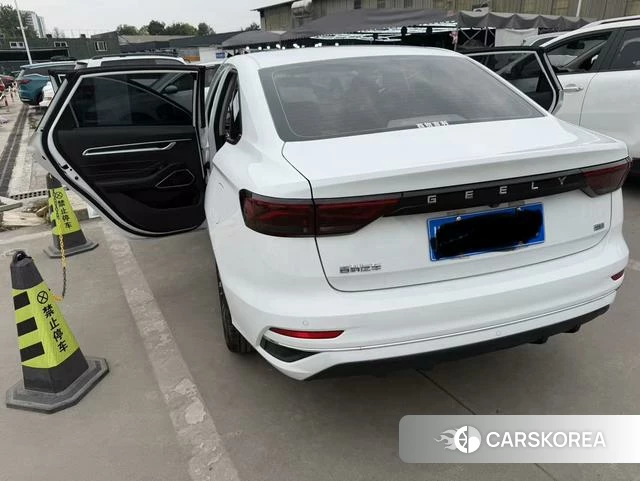 Geely Automobile Emgrand id 4254829 из Китая 19