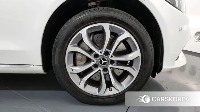Mercedes-Benz C-Class W205 id 3402991 из Кореи 15