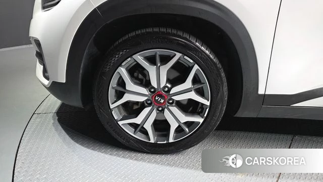 Kia Seltos id 4614800 из Кореи 28