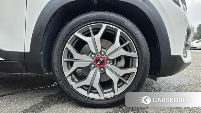 Kia Seltos id 4741911 из Кореи 15