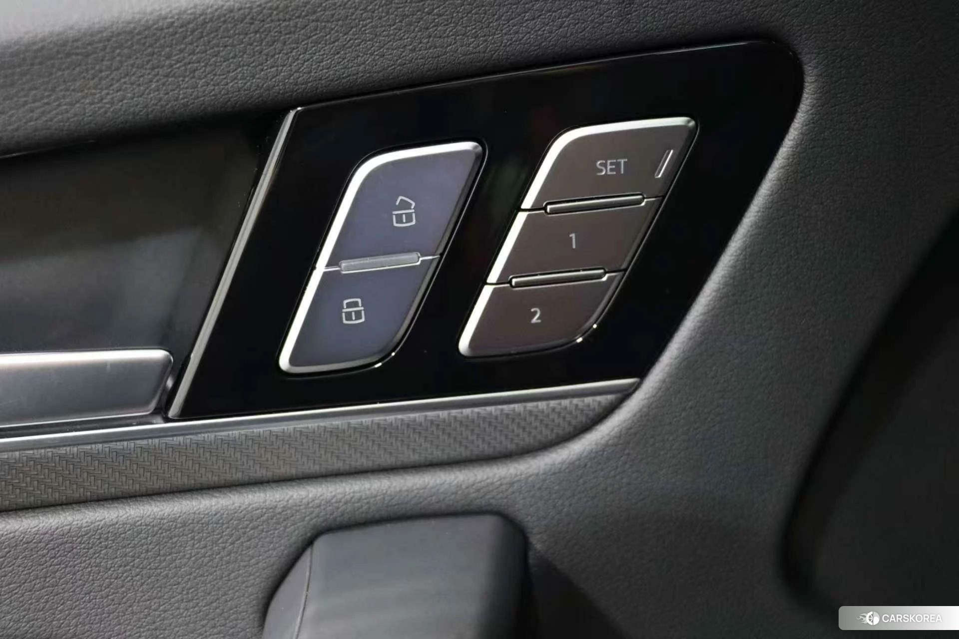 Audi Q5L id 4510824 из Китая 13