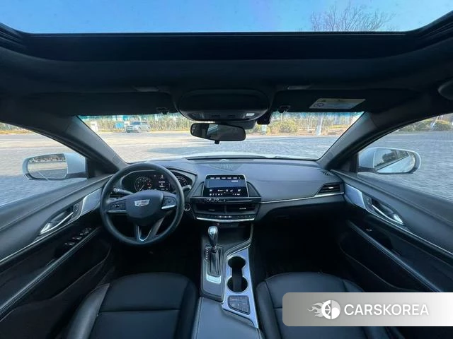 Cadillac CT4 2024 Белый из Китая, фото 5
