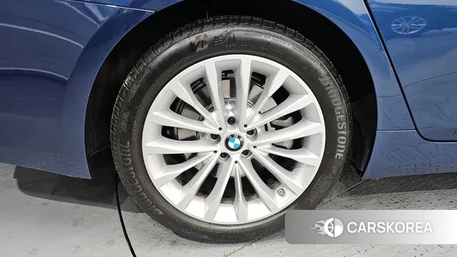 BMW 5 Series (G30) id 3488779 из Кореи 15