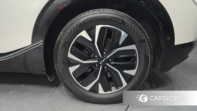 Kia EV6 id 3740632 из Кореи 15