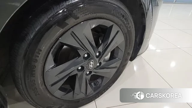 Hyundai Avante (CN7) id 3752047 из Кореи 14