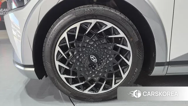 Hyundai Ionic 5 id 3421355 из Кореи 15