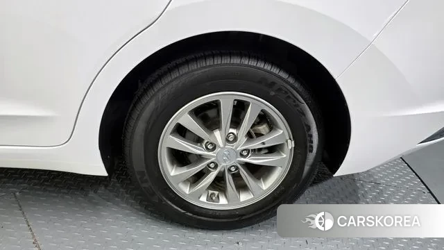 Hyundai The New Avante AD id 3742231 из Кореи 15