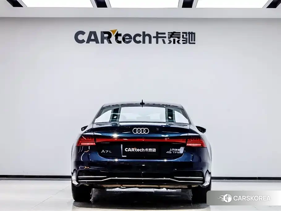 Audi A7L id 4538692 из Китая 29