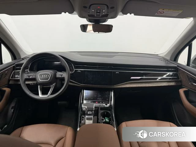 Audi Q7 2025 Черный из Китая, фото 5
