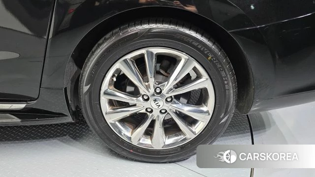 Kia The New Carnival id 4284512 из Кореи 15