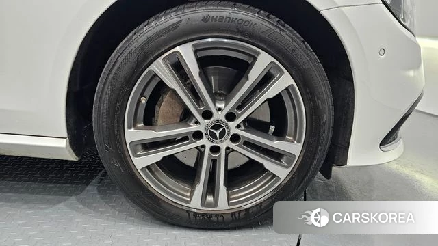 Mercedes-Benz E-Class W213 id 3884315 из Кореи 15