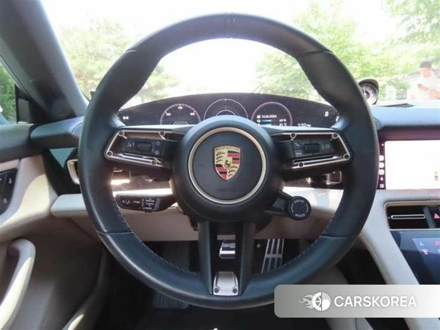 Porsche Taycan id 4463080 из Кореи 15