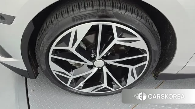 Hyundai Ionic 6 id 3327993 из Кореи 15