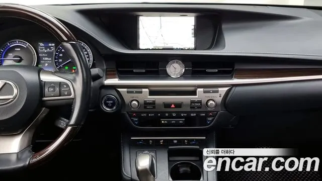 Lexus New ES300h id 2584880 из Кореи 15