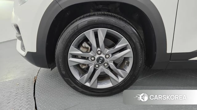 Kia Seltos id 4614399 из Кореи 26