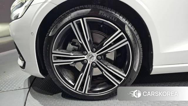 Volvo S60 3rd generation id 4324705 из Кореи 27