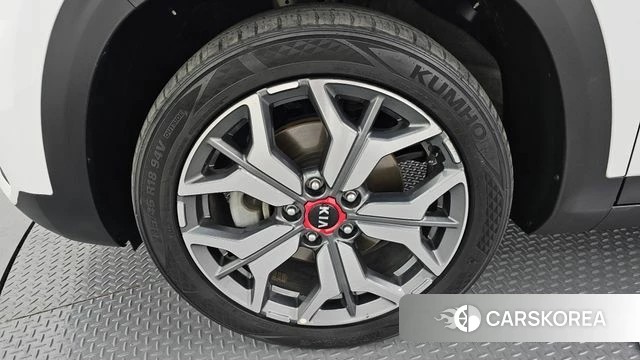 Kia Seltos id 4519823 из Кореи 15