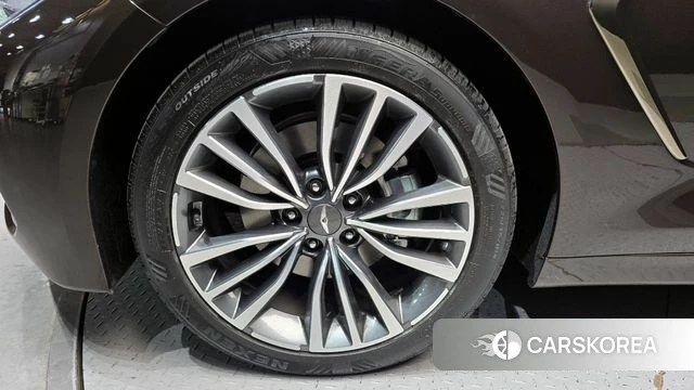 Genesis G70 id 3845937 из Кореи 15