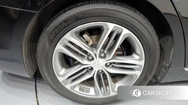 Hyundai Grandeur IG id 3485044 из Кореи 15