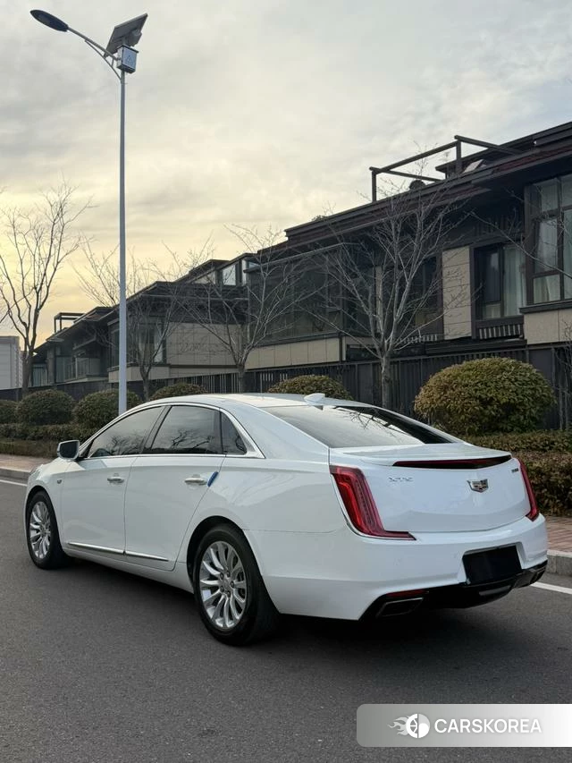 Cadillac XTS id 3896030 из Китая 8