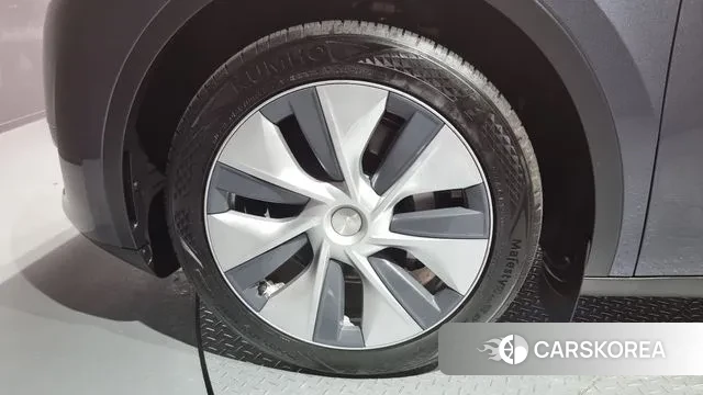Tesla Model Y id 3415723 из Кореи 15