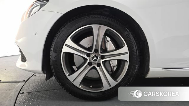 Mercedes-Benz E-Class W213 id 3861526 из Кореи 15