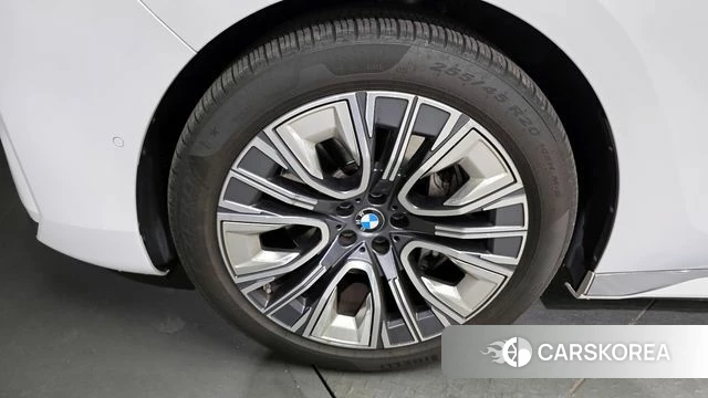 BMW 7 Series (G70) id 4302961 из Кореи 25