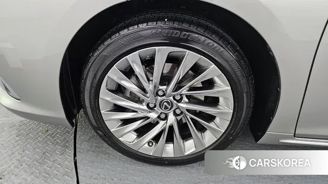 Lexus ES300h 7th generation id 3732521 из Кореи 15