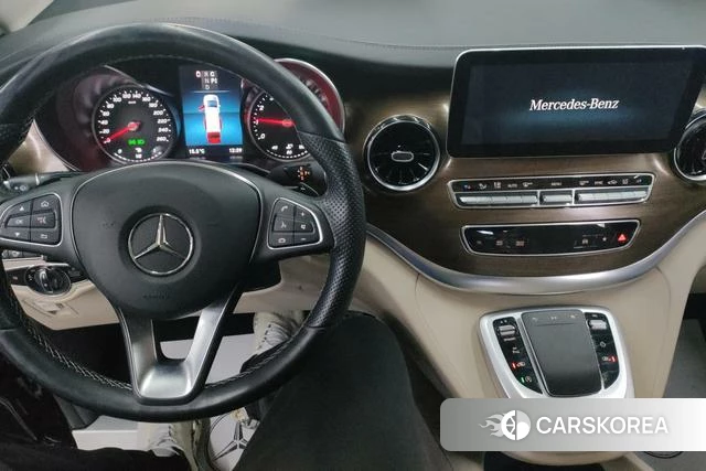 Mercedes-Benz V-class id 4257642 из Китая 12