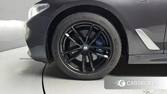 BMW 5 Series (G30) id 3351414 из Кореи 15